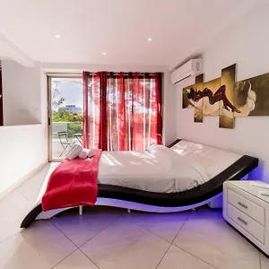  דירה Mesogios House